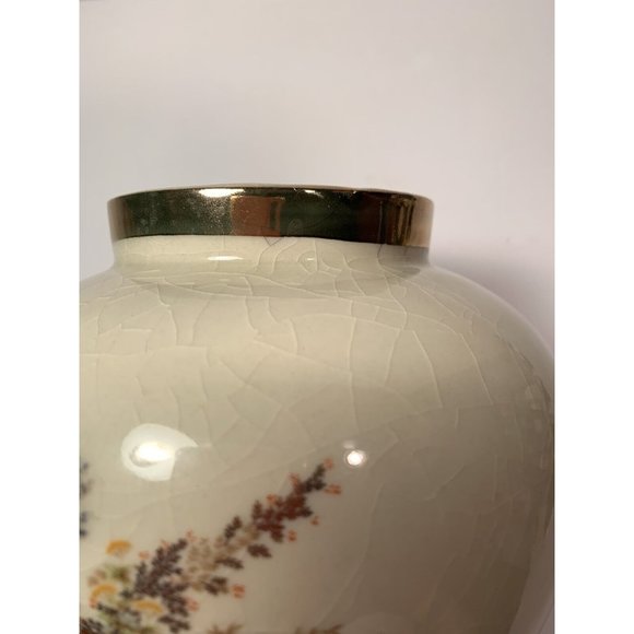 Vintage Vase Cream Flowers Gold Trim Japan - Picture 10 of 11